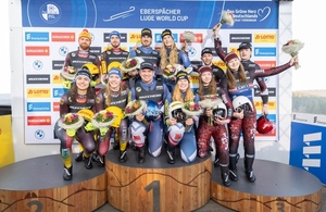 LATVIJAS KAMANIŅU SPORTISTI OBERHOFĀ NOSLĒDZ PASAULES KAUSA POSMU AR MEDAĻU, TOP 4 REZULTĀTIEM UN STABILU SNIEGUMU VISĀS DISCIPLĪNĀS