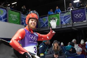 Latvijas kamaniņu sporta komanda Milānā–Kortīnā: aizvadīta intensīva nedēļa, sacensības turpinās