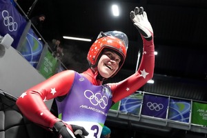 Sīva cīņa līdz pēdējai simtdaļai: sieviešu vieninieki olimpiskajā trasē Kortīnā