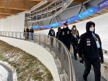 Aizvadīti pirmie treniņbraucieni Pekinas trasē, Latvijas Nacionālā izlase bankas "Citadele" vēstnesis