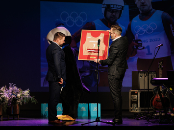Latvijas Kamaniņu sporta federācija atskatījās uz sezonā paveikto, pasniedzot balvas vairākās nominācijās