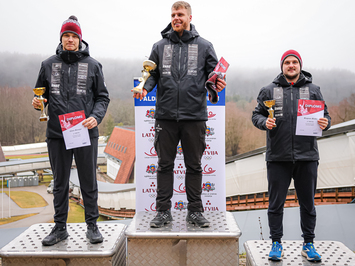 Latvijas kauss kamaniņu sportā: izlases līderi uzrāda labus rezultātus pirms Pasaules kausa posma Siguldā