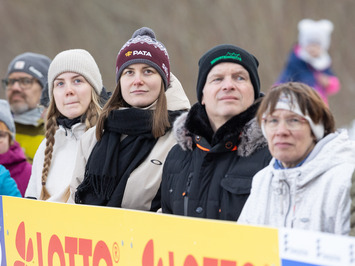 Spraiga sacensību diena Oberhofā – Latvijas kamaniņu braucēji turpina cīņu Pasaules kausa sezonā!