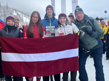 VĒSTURISKS PANĀKUMS LATVIJAS KAMANIŅU SPORTĀ – MARGITA SIRSNIŅA PASAULES ČEMPIONE!