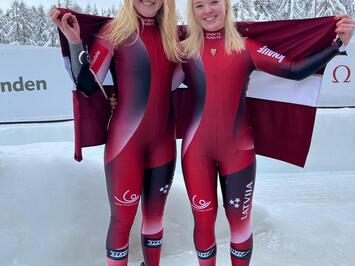 VĒSTURISKS PANĀKUMS LATVIJAS KAMANIŅU SPORTĀ – MARGITA SIRSNIŅA PASAULES ČEMPIONE!