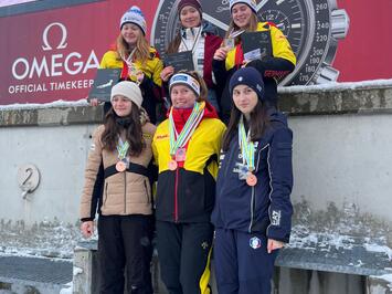VĒSTURISKS PANĀKUMS LATVIJAS KAMANIŅU SPORTĀ – MARGITA SIRSNIŅA PASAULES ČEMPIONE!