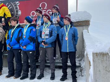 VĒSTURISKS PANĀKUMS LATVIJAS KAMANIŅU SPORTĀ – MARGITA SIRSNIŅA PASAULES ČEMPIONE!