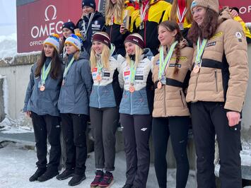 VĒSTURISKS PANĀKUMS LATVIJAS KAMANIŅU SPORTĀ – MARGITA SIRSNIŅA PASAULES ČEMPIONE!