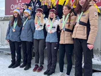 VĒSTURISKS PANĀKUMS LATVIJAS KAMANIŅU SPORTĀ – MARGITA SIRSNIŅA PASAULES ČEMPIONE!
