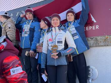 VĒSTURISKS PANĀKUMS LATVIJAS KAMANIŅU SPORTĀ – MARGITA SIRSNIŅA PASAULES ČEMPIONE!
