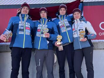 VĒSTURISKS PANĀKUMS LATVIJAS KAMANIŅU SPORTĀ – MARGITA SIRSNIŅA PASAULES ČEMPIONE!