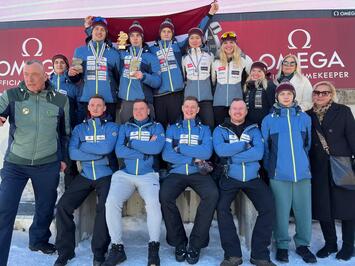 VĒSTURISKS PANĀKUMS LATVIJAS KAMANIŅU SPORTĀ – MARGITA SIRSNIŅA PASAULES ČEMPIONE!
