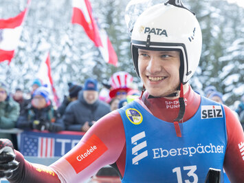 Latvijas sportisti dominē U23 pasaules čempionātā kamaniņu sportā