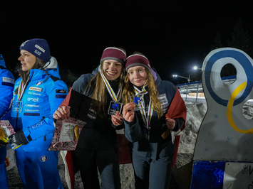 Latvijas sportistes izcīna sudraba medaļu U23 pasaules čempionātā kamaniņu sportā Vistlerā (Kanādā) 2025!