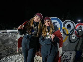 Latvijas sportistes izcīna sudraba medaļu U23 pasaules čempionātā kamaniņu sportā Vistlerā (Kanādā) 2025!