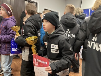 Sezonas Zīmola Kauss Kamaniņu Sportā Jauniešiem Siguldā: Sporta Punkts Kausa Izcīņa 2025