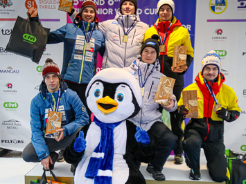 Latvijas himna skan Siguldā – Baltgalvis un Jakseboga kļūst par Eiropas junioru čempioniem!