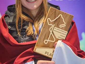 Divas zelta medaļas Latvijai Siguldā: Zane Kaluma triumfē Eiropas Junioru Čempionātā!