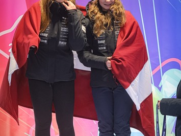 Latvijas trešais zelts Siguldā – Robežniece un Bogdanova triumfē Junioru Pasaules kausa posmā!