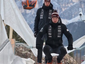 Latvijas kamaniņu sportisti testē jauno olimpisko trasi – ceļš uz Milano-Cortina 2026!