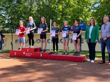 Latvijas jaunie kamaniņu sportisti izceļas 43. FIL Vasaras kausā Zwickau