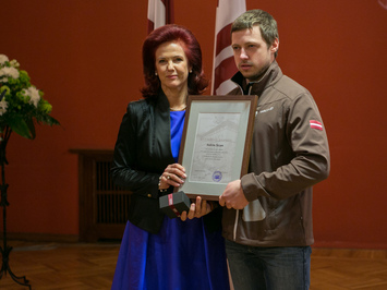 The Speaker congratulated the athletes