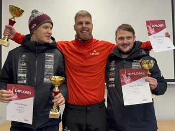 REZULTĀTI – LIELISKS SEZONAS STARTS SIGULDĀ – LATVIJAS KAUSS KAMANIŅU SPORTĀ 2025 ATKLĀTS AR AZARTU, ĀTRUMU UN SPORTISKU CĪŅAS GARU!