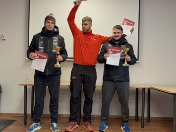 REZULTĀTI – LIELISKS SEZONAS STARTS SIGULDĀ – LATVIJAS KAUSS KAMANIŅU SPORTĀ 2025 ATKLĀTS AR AZARTU, ĀTRUMU UN SPORTISKU CĪŅAS GARU!