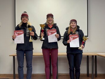 REZULTĀTI – LIELISKS SEZONAS STARTS SIGULDĀ – LATVIJAS KAUSS KAMANIŅU SPORTĀ 2025 ATKLĀTS AR AZARTU, ĀTRUMU UN SPORTISKU CĪŅAS GARU!