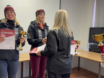 REZULTĀTI – LIELISKS SEZONAS STARTS SIGULDĀ – LATVIJAS KAUSS KAMANIŅU SPORTĀ 2025 ATKLĀTS AR AZARTU, ĀTRUMU UN SPORTISKU CĪŅAS GARU!
