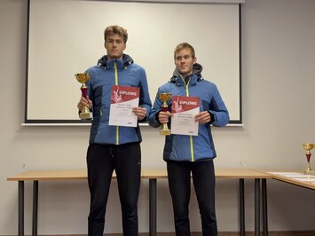 REZULTĀTI – LIELISKS SEZONAS STARTS SIGULDĀ – LATVIJAS KAUSS KAMANIŅU SPORTĀ 2025 ATKLĀTS AR AZARTU, ĀTRUMU UN SPORTISKU CĪŅAS GARU!