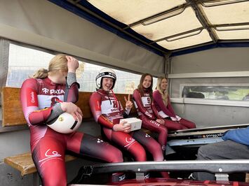 REZULTĀTI – LIELISKS SEZONAS STARTS SIGULDĀ – LATVIJAS KAUSS KAMANIŅU SPORTĀ 2025 ATKLĀTS AR AZARTU, ĀTRUMU UN SPORTISKU CĪŅAS GARU!