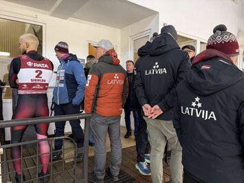 REZULTĀTI – LIELISKS SEZONAS STARTS SIGULDĀ – LATVIJAS KAUSS KAMANIŅU SPORTĀ 2025 ATKLĀTS AR AZARTU, ĀTRUMU UN SPORTISKU CĪŅAS GARU!