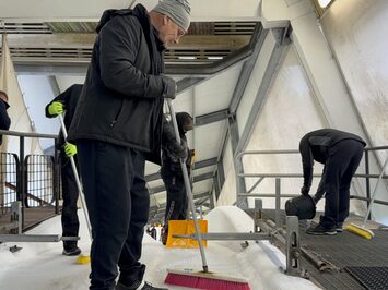 REZULTĀTI – LIELISKS SEZONAS STARTS SIGULDĀ – LATVIJAS KAUSS KAMANIŅU SPORTĀ 2025 ATKLĀTS AR AZARTU, ĀTRUMU UN SPORTISKU CĪŅAS GARU!