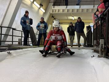 REZULTĀTI – LIELISKS SEZONAS STARTS SIGULDĀ – LATVIJAS KAUSS KAMANIŅU SPORTĀ 2025 ATKLĀTS AR AZARTU, ĀTRUMU UN SPORTISKU CĪŅAS GARU!