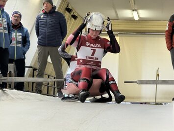REZULTĀTI – LIELISKS SEZONAS STARTS SIGULDĀ – LATVIJAS KAUSS KAMANIŅU SPORTĀ 2025 ATKLĀTS AR AZARTU, ĀTRUMU UN SPORTISKU CĪŅAS GARU!