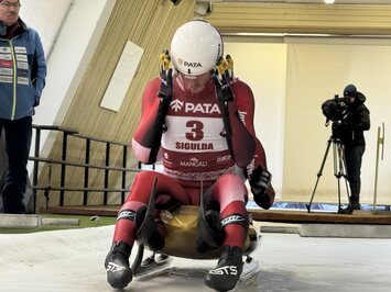 REZULTĀTI – LIELISKS SEZONAS STARTS SIGULDĀ – LATVIJAS KAUSS KAMANIŅU SPORTĀ 2025 ATKLĀTS AR AZARTU, ĀTRUMU UN SPORTISKU CĪŅAS GARU!