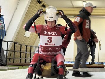 REZULTĀTI – LIELISKS SEZONAS STARTS SIGULDĀ – LATVIJAS KAUSS KAMANIŅU SPORTĀ 2025 ATKLĀTS AR AZARTU, ĀTRUMU UN SPORTISKU CĪŅAS GARU!