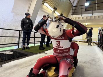 REZULTĀTI – LIELISKS SEZONAS STARTS SIGULDĀ – LATVIJAS KAUSS KAMANIŅU SPORTĀ 2025 ATKLĀTS AR AZARTU, ĀTRUMU UN SPORTISKU CĪŅAS GARU!
