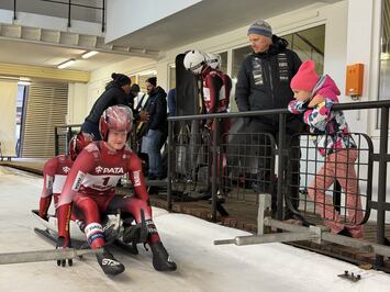 REZULTĀTI – LIELISKS SEZONAS STARTS SIGULDĀ – LATVIJAS KAUSS KAMANIŅU SPORTĀ 2025 ATKLĀTS AR AZARTU, ĀTRUMU UN SPORTISKU CĪŅAS GARU!