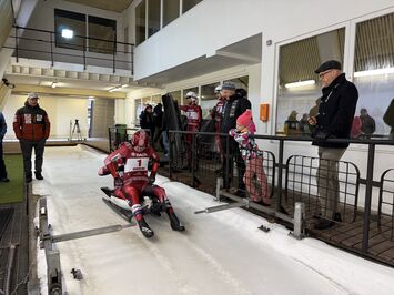 REZULTĀTI – LIELISKS SEZONAS STARTS SIGULDĀ – LATVIJAS KAUSS KAMANIŅU SPORTĀ 2025 ATKLĀTS AR AZARTU, ĀTRUMU UN SPORTISKU CĪŅAS GARU!