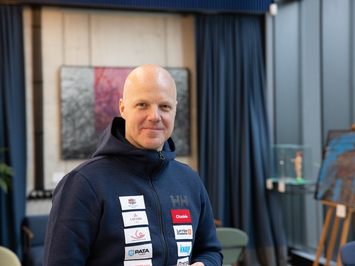 Latvijas kamaniņu izlase iezīmē kursu uz Kortīnu 2026: rekordlīmeņa forma, tehnoloģiju evolūcija un skaidrs mērķis — olimpiskā virsotne