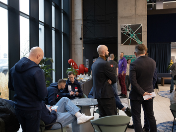 Latvijas kamaniņu izlase iezīmē kursu uz Kortīnu 2026: rekordlīmeņa forma, tehnoloģiju evolūcija un skaidrs mērķis — olimpiskā virsotne