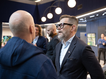 Latvijas kamaniņu izlase iezīmē kursu uz Kortīnu 2026: rekordlīmeņa forma, tehnoloģiju evolūcija un skaidrs mērķis — olimpiskā virsotne