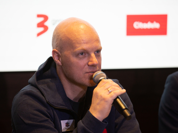 Latvijas kamaniņu izlase iezīmē kursu uz Kortīnu 2026: rekordlīmeņa forma, tehnoloģiju evolūcija un skaidrs mērķis — olimpiskā virsotne