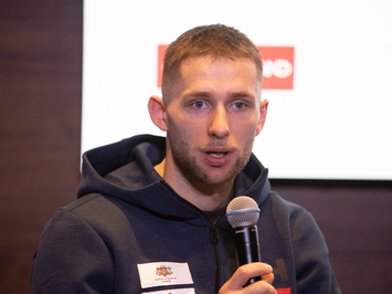 Latvijas kamaniņu izlase iezīmē kursu uz Kortīnu 2026: rekordlīmeņa forma, tehnoloģiju evolūcija un skaidrs mērķis — olimpiskā virsotne