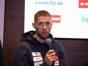 Latvijas kamaniņu izlase iezīmē kursu uz Kortīnu 2026: rekordlīmeņa forma, tehnoloģiju evolūcija un skaidrs mērķis — olimpiskā virsotne