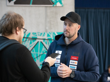 Latvijas kamaniņu izlase iezīmē kursu uz Kortīnu 2026: rekordlīmeņa forma, tehnoloģiju evolūcija un skaidrs mērķis — olimpiskā virsotne