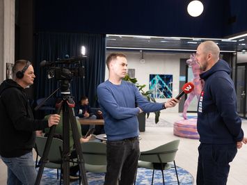 Latvijas kamaniņu izlase iezīmē kursu uz Kortīnu 2026: rekordlīmeņa forma, tehnoloģiju evolūcija un skaidrs mērķis — olimpiskā virsotne