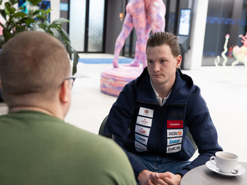 Latvijas kamaniņu izlase iezīmē kursu uz Kortīnu 2026: rekordlīmeņa forma, tehnoloģiju evolūcija un skaidrs mērķis — olimpiskā virsotne